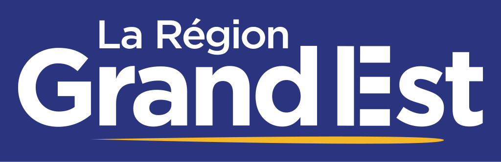 Logo de la Région Grand Est sur fond bleu avec texte blanc et soulignement jaune.